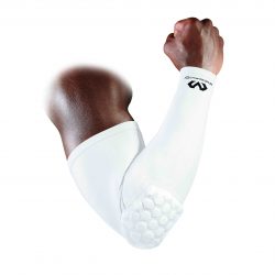 McDavid HexPad sleeve til armen med pude - hvid - Nordic Basketball
